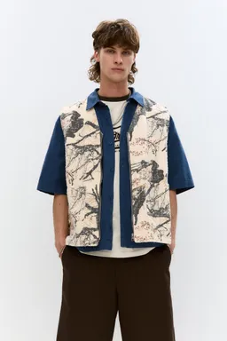 Chaleco estampado ramas de Pull&Bear en Buzos y Sweaters para argentina