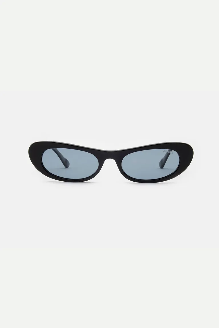 Gafas de sol negras de acetato premium con lentes polarizadas y diseño ajustable de Ay Not Dead en Anteojos para argentina