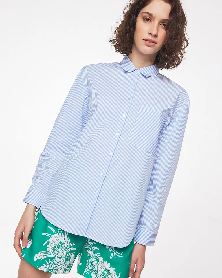 Camisa de mujer con mangas largas, bolsillo delantero y cierre frontal por botones de Furzai en Camisas para argentina