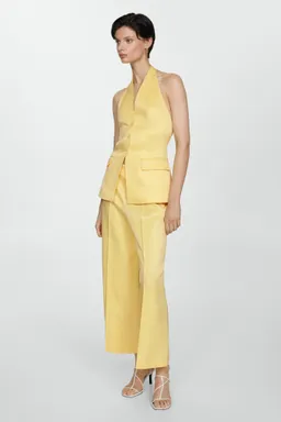 Chaleco halter con botones de Mango en Chalecos para argentina