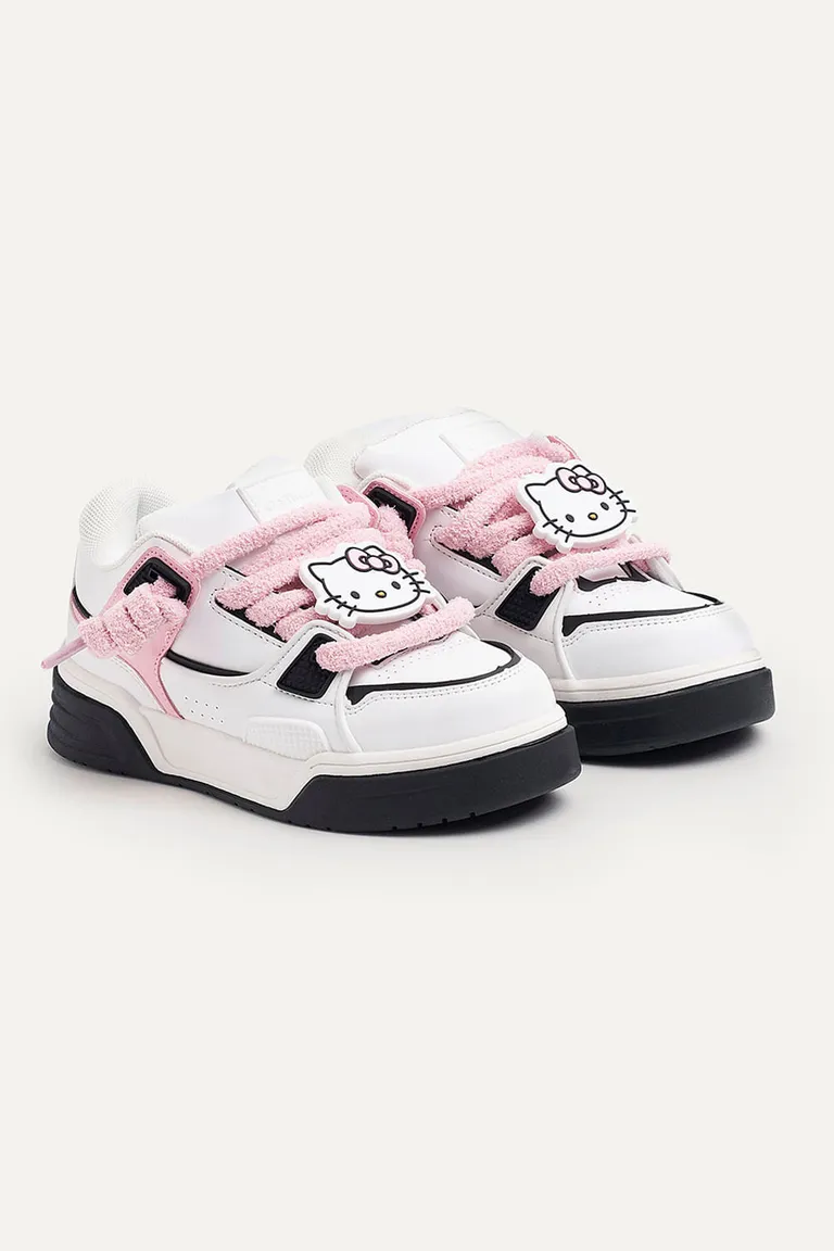 Zapatillas de mujer con accesorio extraíble de hello kitty de 47 Street en Zapatillas para argentina