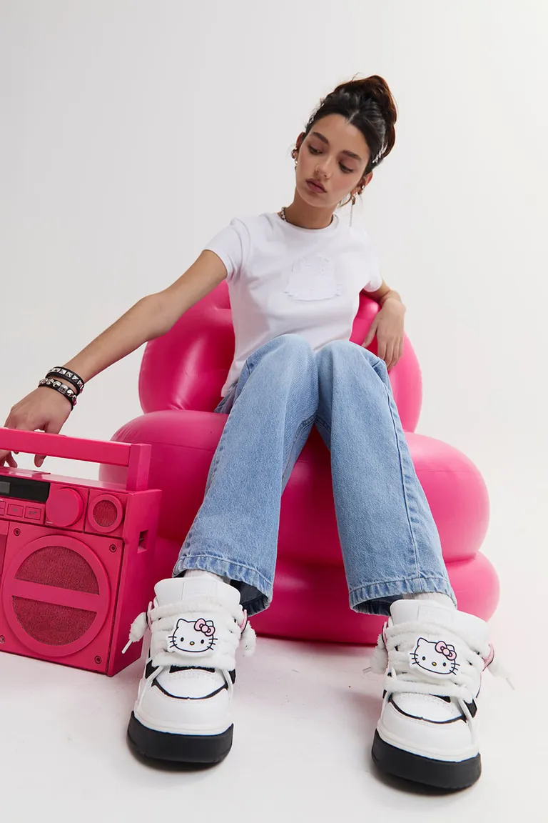 Zapatillas de mujer con accesorio extraíble de hello kitty de 47 Street en Zapatillas para argentina