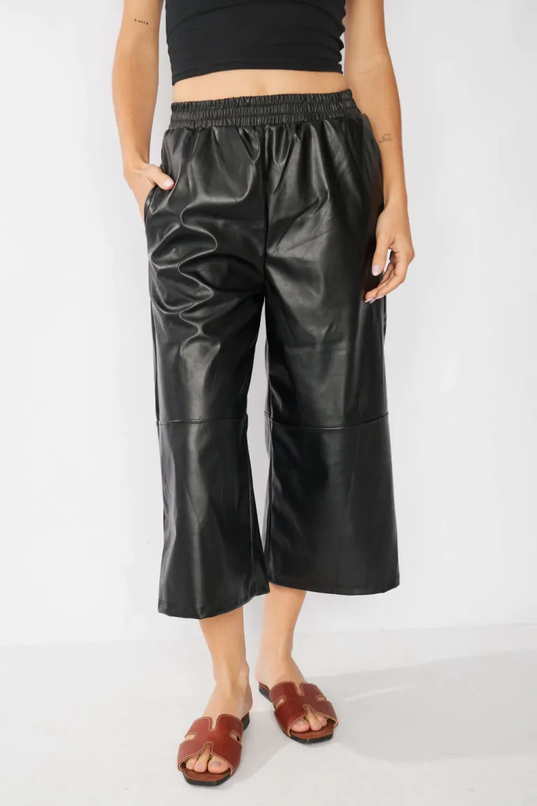 Pantalón cuerina capri con cintura elástica para mujer de Belle en Pantalones para argentina