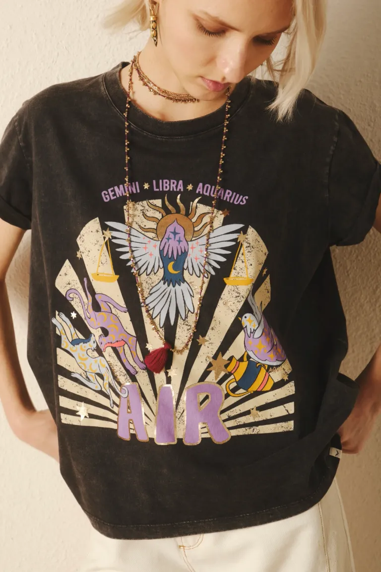 Remera holgada de algodón con estampa de inspiración esotérica de Rapsodia en Remeras para argentina