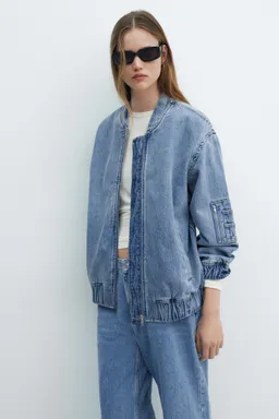 Chaqueta bomber vaquera de Mango en Chaquetas para argentina