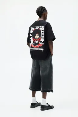Remera stwd casco de Pull&Bear en Remeras y Polos para argentina