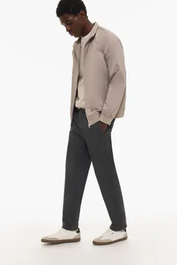 Pantalón chino slim de Lefties en Pantalones para argentina