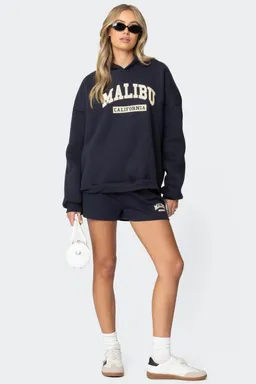Shorts felpa malibu girl de Edikted en Shorts para argentina
