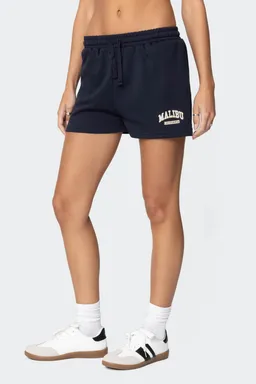 Shorts felpa malibu girl de Edikted en Shorts para argentina