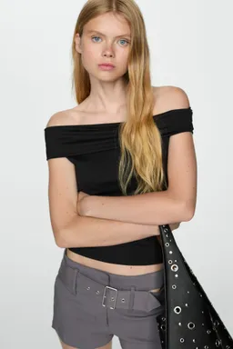 Top offshoulder entallado de Mango en Tops para argentina