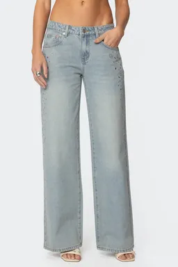 Jeans tiro bajo con tachas de Edikted en Pantalones para argentina