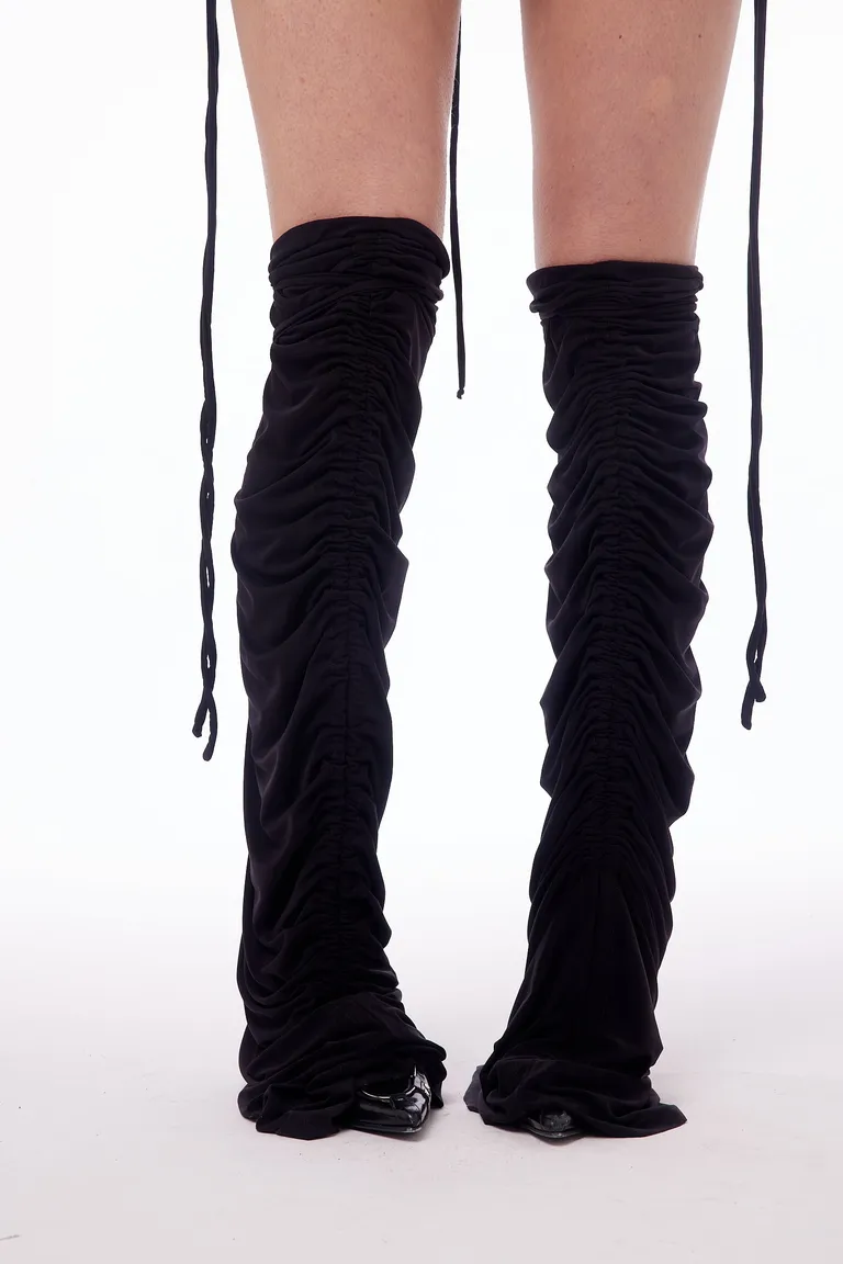 Botas altas de microfibra negras con detalles ajustables para un look contemporáneo de Black Mamba en Botas y Botinetas para argentina