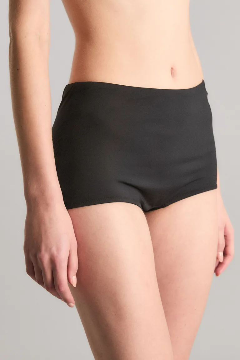 Culotte tiro alto slim fit con diseño minimalista y acabado suave de Kosiuko en Ropa Interior y Medias para argentina