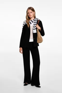 Pantalón traje con aberturas de Mango Teen en Pantalones para argentina