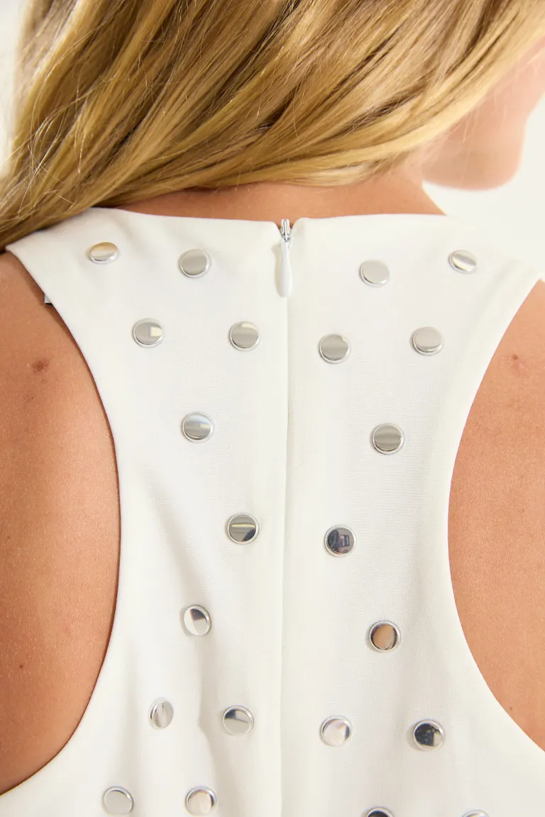 Top de punto con aplicaciones de tachas planas en diseño ajustado y apertura en la espalda de Portsaid en Tops para argentina