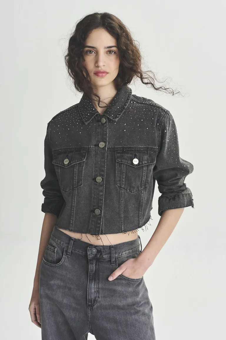 Chaqueta de mezclilla negra con diseño contemporáneo para mujeres de Akiabara en Chaquetas para argentina