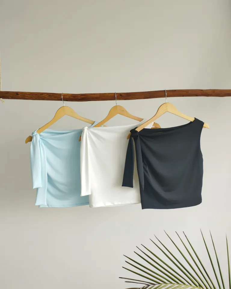 Top de microfibra beige con lazo en la espalda de Lemmon en Tops para argentina