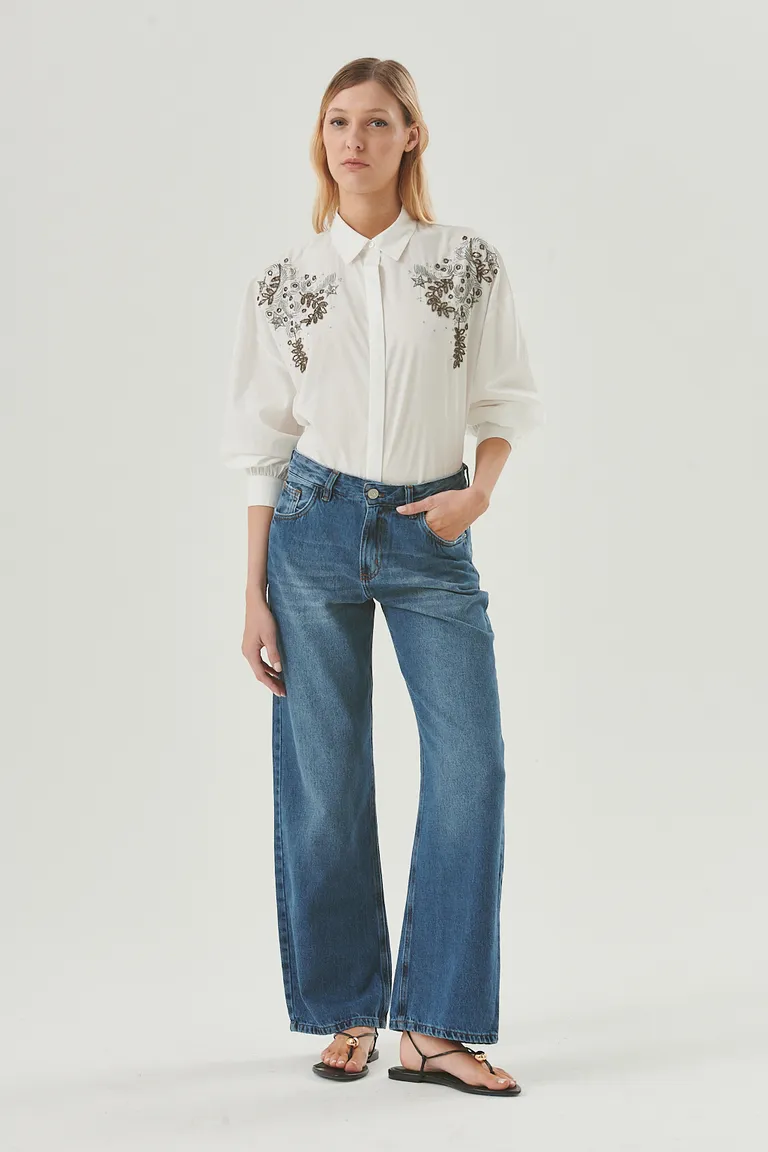 Pantalón de mezclilla de tiro medio con efecto desgastado y calce recto de Sweet en Pantalones para argentina