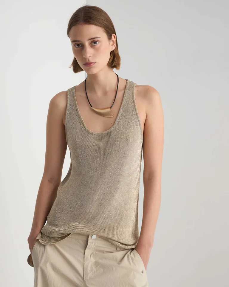 Elegante suéter de lurex brillante, perfecto para lucir con estilo en cualquier ocasión de Prüne en Tops para argentina