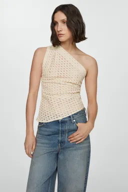 Top asimétrico calado de Mango en Tops para argentina