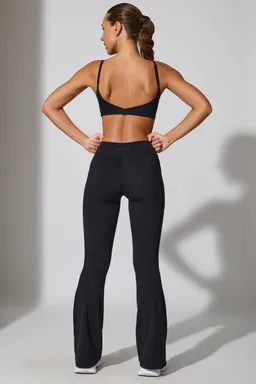 Leggings petite flare cintura torcida de Oh Polly en Pantalones para argentina