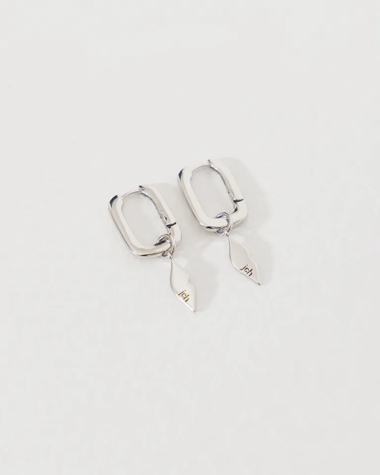 Colgantes de plata con dije de labios, accesorios de moda femenina de Jazmin Chebar en Bijouterie para argentina