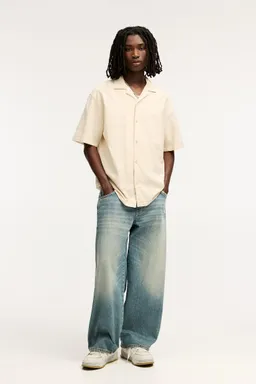Camisa básica lino corta de Pull&Bear en Camisas para argentina