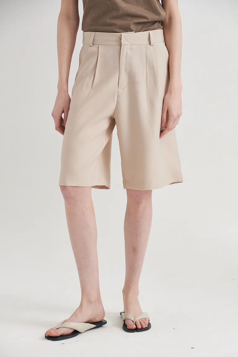 Bermuda de lino de corte recto y diseño elegante para un estilo versátil y cómodo de Sweet en Shorts para argentina