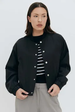 Campera bomber sastrera de Kandente en Chaquetas para argentina