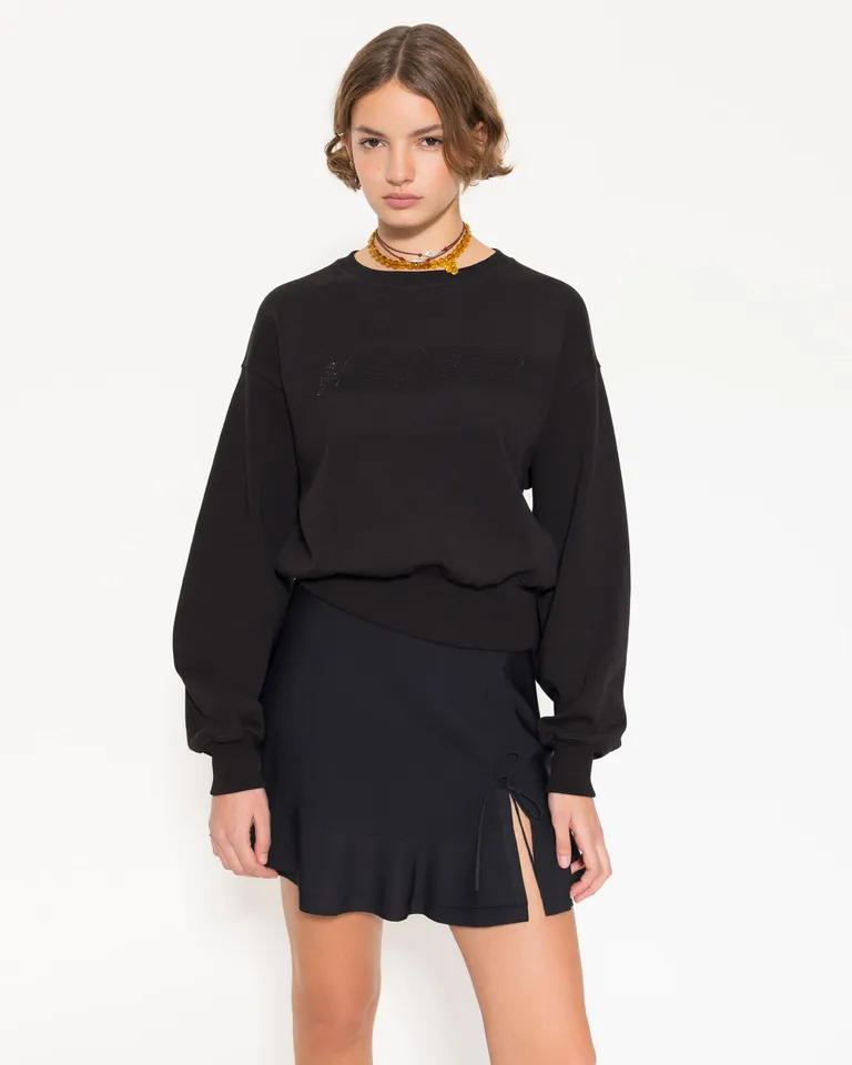 Buzo de punto negro con detalles brillantes y estampado de Jazmin Chebar en Buzos y Sweaters para argentina