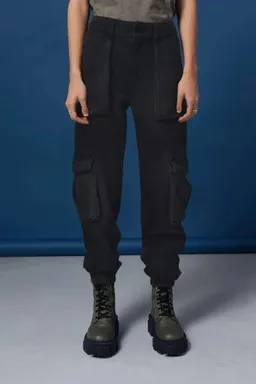 Pantalón Cargo de Kremia en Pantalones para argentina