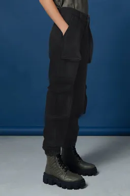 Pantalón Cargo de Kremia en Pantalones para argentina