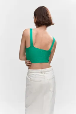 Top punto cruzado de Mango en Tops para argentina