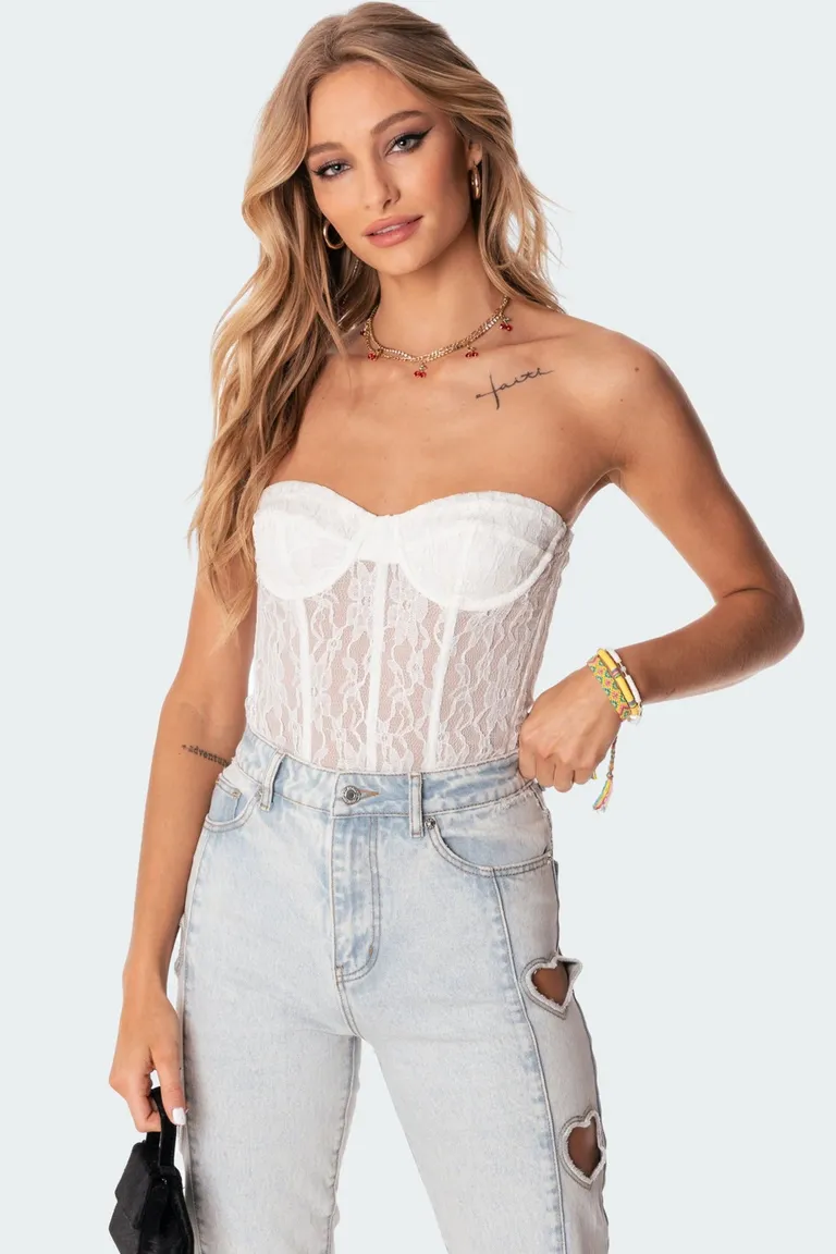 Corset encaje cartia de Edikted en Ropa Interior y Medias para argentina