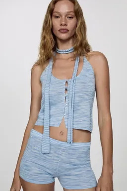 Top halter con botones de Mango en Tops para argentina