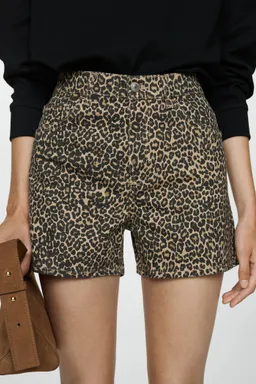 Shorts rectos leopardo de Mango en Shorts para argentina