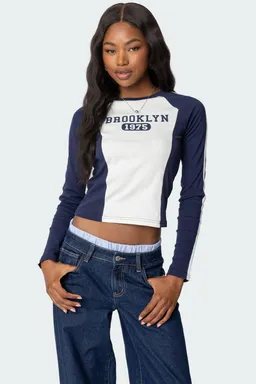 Remera manga larga brooklyn raglan de Edikted en Remeras para argentina