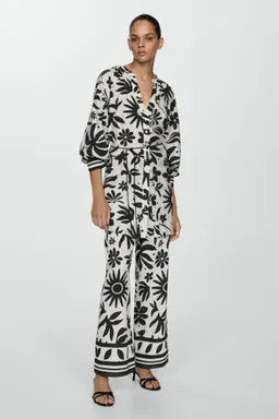 Pantalón wideleg estampado floral de Mango en Pantalones para argentina