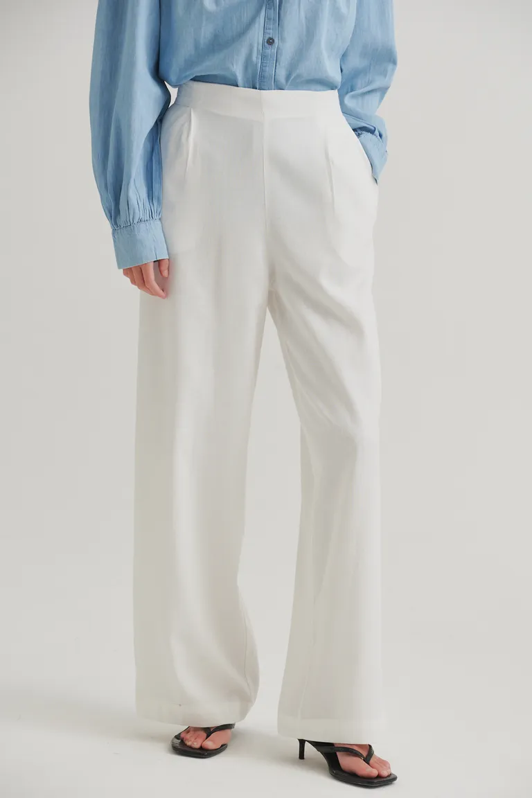 Pantalón ancho y cómodo para looks de verano elegantes y versátiles de Sweet en Pantalones para argentina