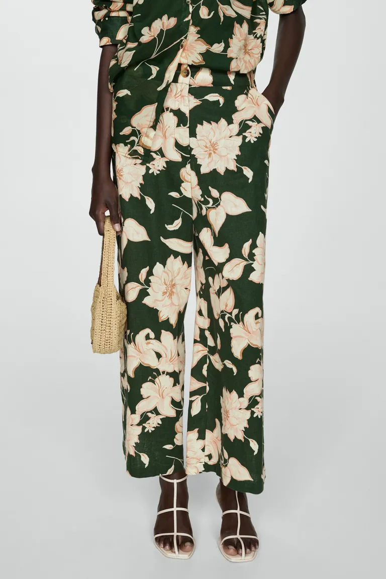 Pantalón estampado flores de Mango en Pantalones para argentina