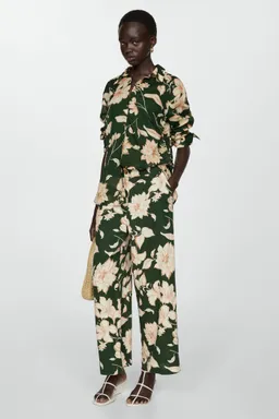 Pantalón estampado flores de Mango en Pantalones para argentina
