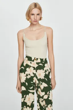 Pantalón estampado flores de Mango en Pantalones para argentina