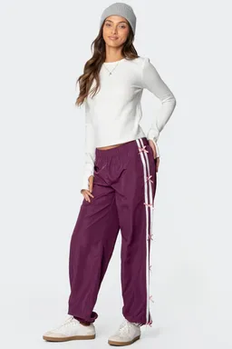 Pantalón deportivo nylon rayas lazo de Edikted en Pantalones para argentina
