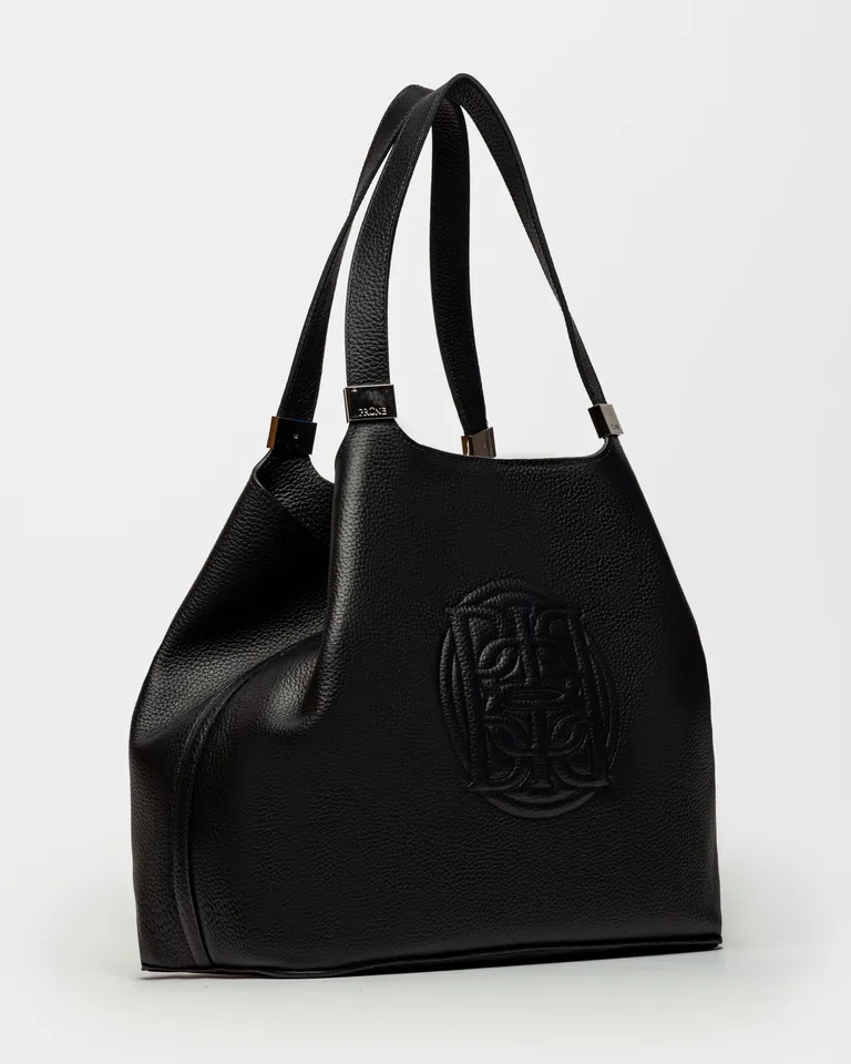 Bolso de estilo sencillo y elegante en cuero negro con logo gofrado de Prüne en Bolsos y Carteras para argentina