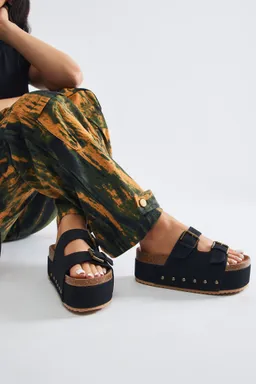 Sandalias flatform lo juro de Fashion Nova en Sandalias para argentina