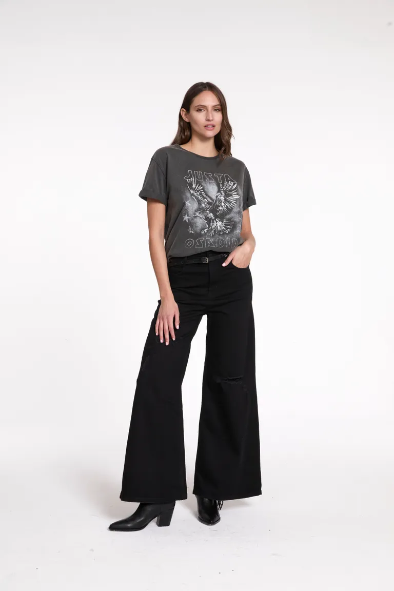 Remera de algodón estampada en gris, de corte holgado y escote redondo de Justaosadia en Remeras para argentina