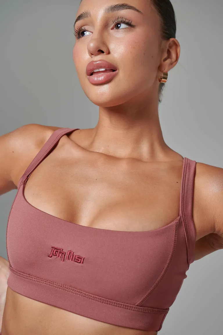 Conjunto Deportivo Vibe de Jahnisi en Tops para argentina