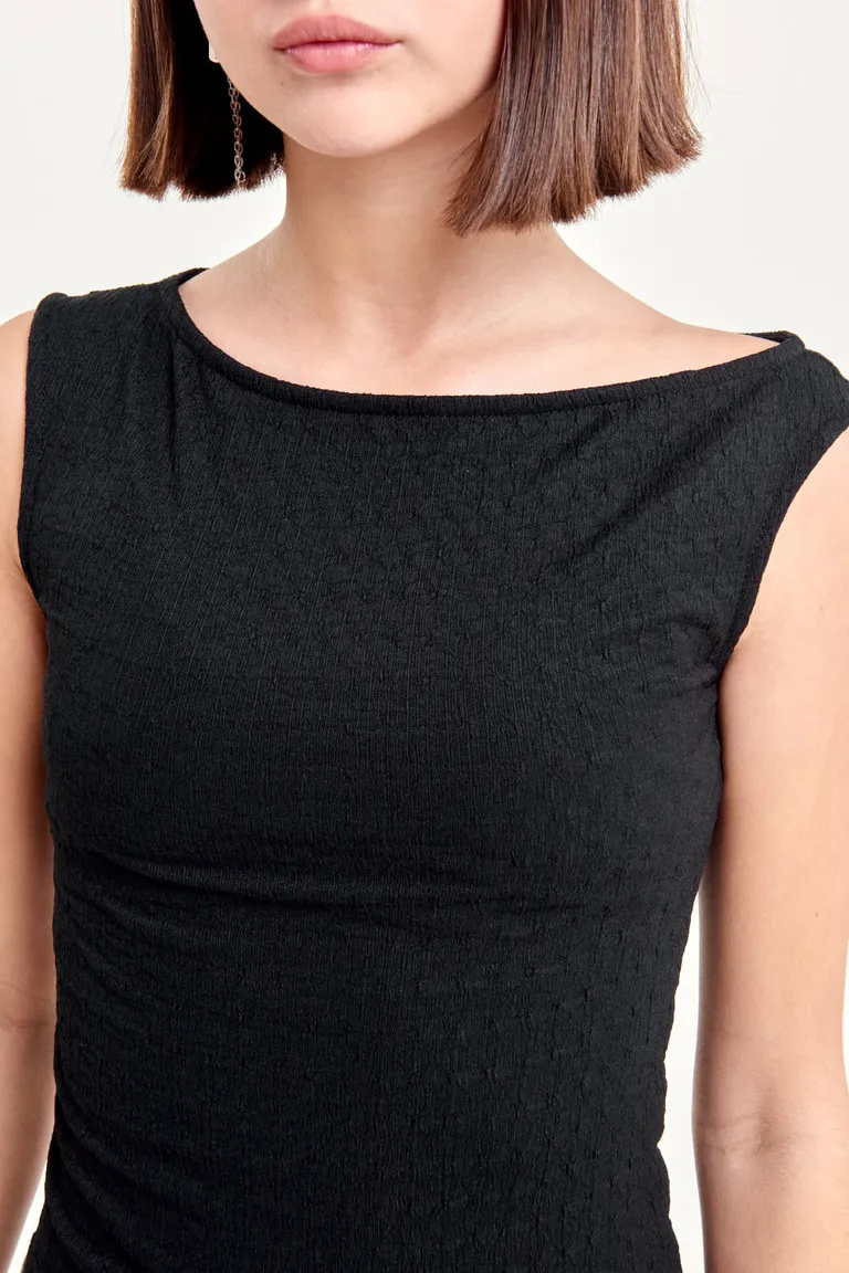 Camiseta sin mangas con diseño irregular y silueta recta hasta la cadera de 47 Street en Tops para argentina