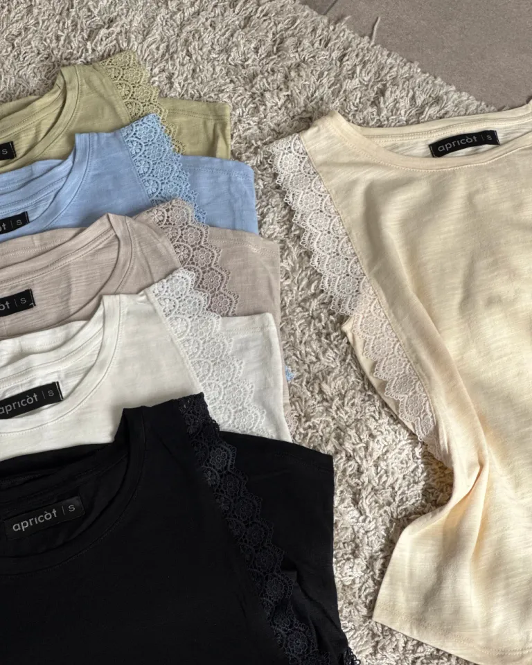 Musculosa recta de corte clásico en tono blanco para mujer de Apricot en Tops para argentina