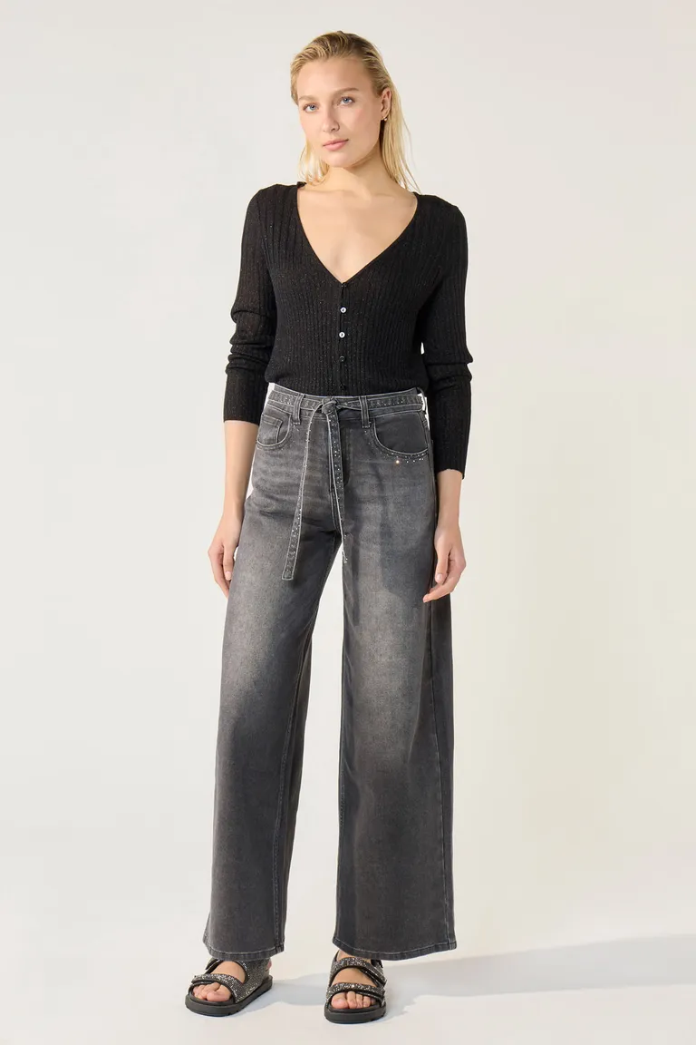 Pantalones de tiro medio, pierna ancha y lazo en la cintura en color negro de Cuesta Blanca en Pantalones para argentina